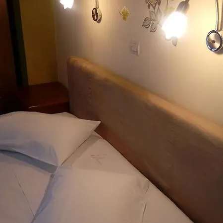 Rania - Rania & 拉瑟