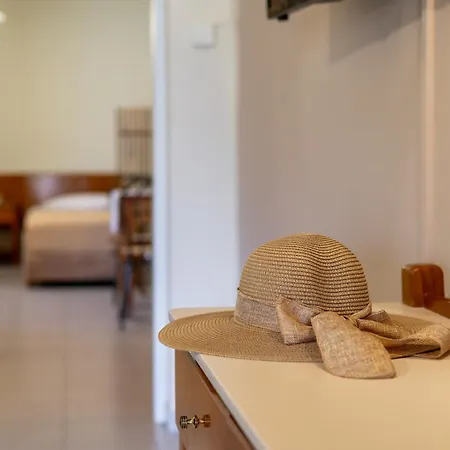 Aparthotel Rania - Rania & Lassi (Kefalonia)