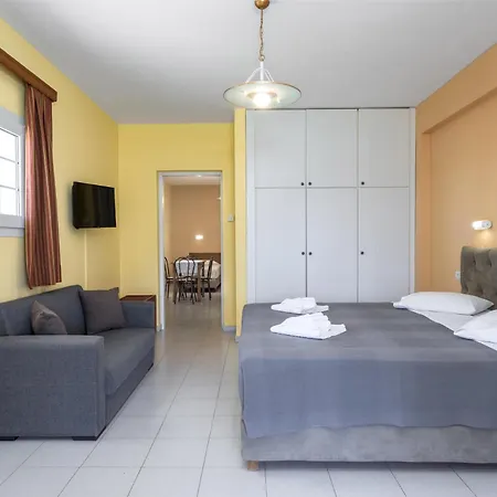 Rania - Rania & Aparthotel Lassi (Kefalonia)