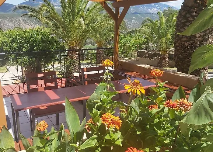 Apart Otel Rania - Rania & 3*